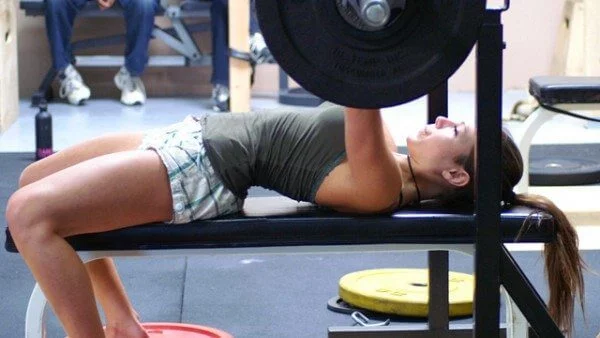 Read more about the article Worst Bench Press Mistakes